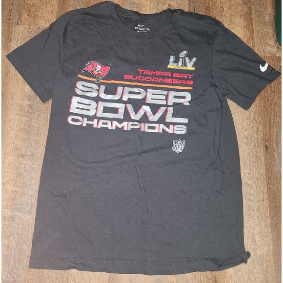 Tampa Bay Buccaneers Super Bowl LV Champions Nike T-Shirt Mens Size S - Picture 1 of 4